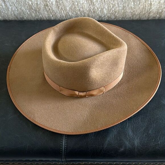 🆕 Free People Lack of Color Rancher Felt Hat / Brown/ Medium NWT - Picture 1 of 13